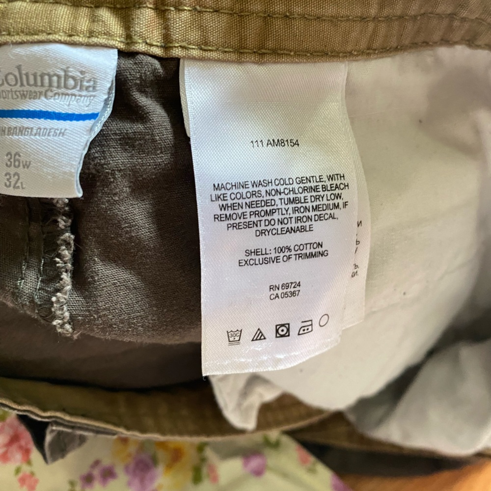 Columbia Men's Charcoal Cargo Pants - Picture 5 of 5